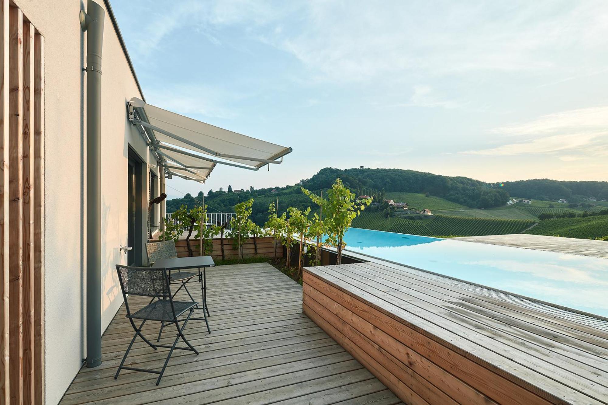 Relax Apartments An Der Lage Hochgrassnitzberg Spielfeld Exterior foto
